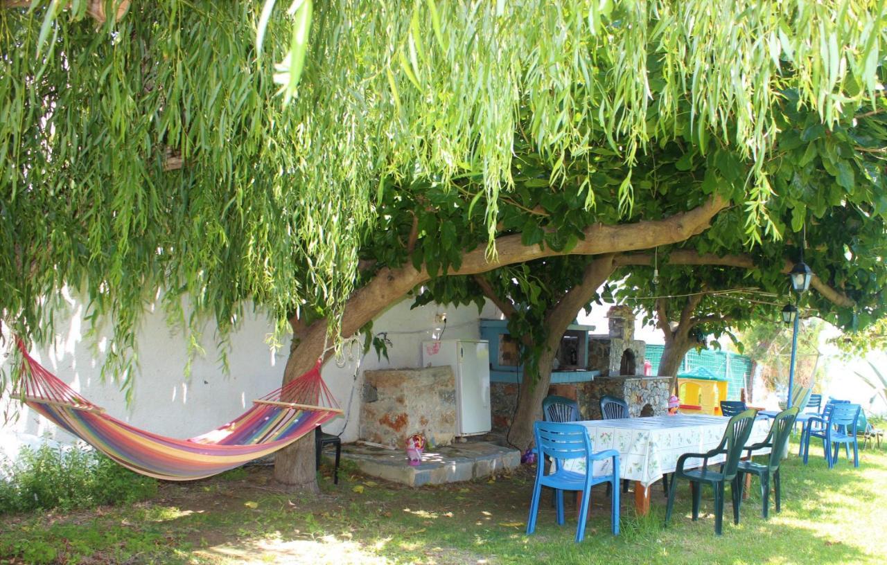 Maria'S Apartments Kalyves Exterior foto