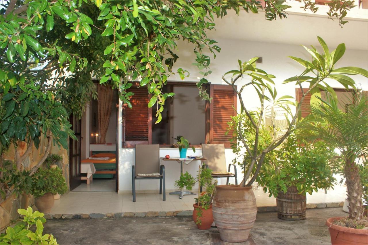 Maria'S Apartments Kalyves Exterior foto